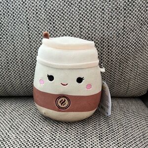 Squishmallows 5” Renne take out Coffee NWTs.